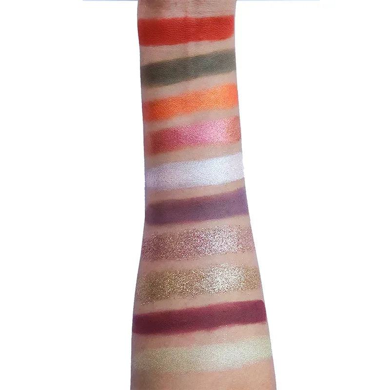 SHOPAAREL 32 COLOUR EYESHADOW PALETTE  Black Magic