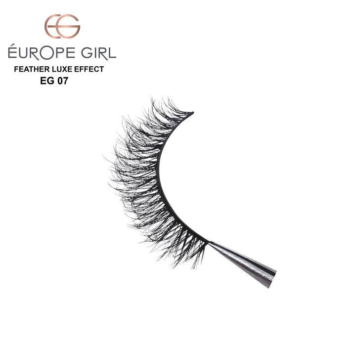 EUROPE GIRL Feather Luxe EYELASH 5 IN 1 SET