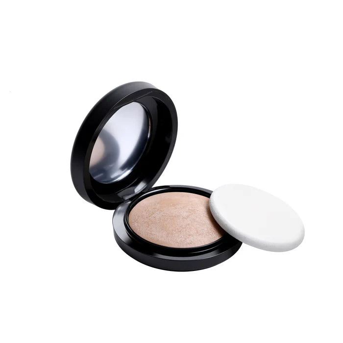 EUROPE GIRL SKIN FINISH COMPACT