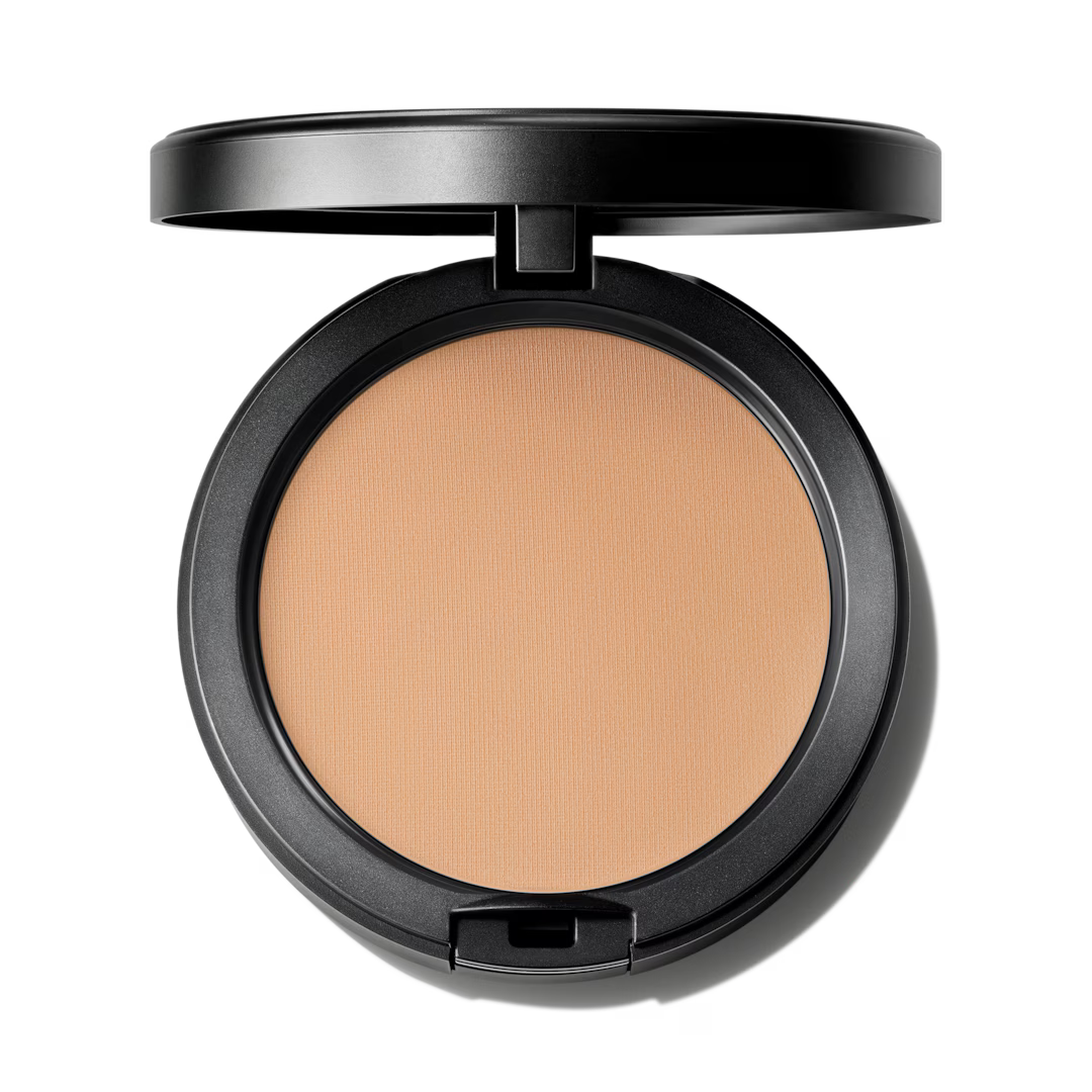 MAC STUDIO FIX COMPACT NC30